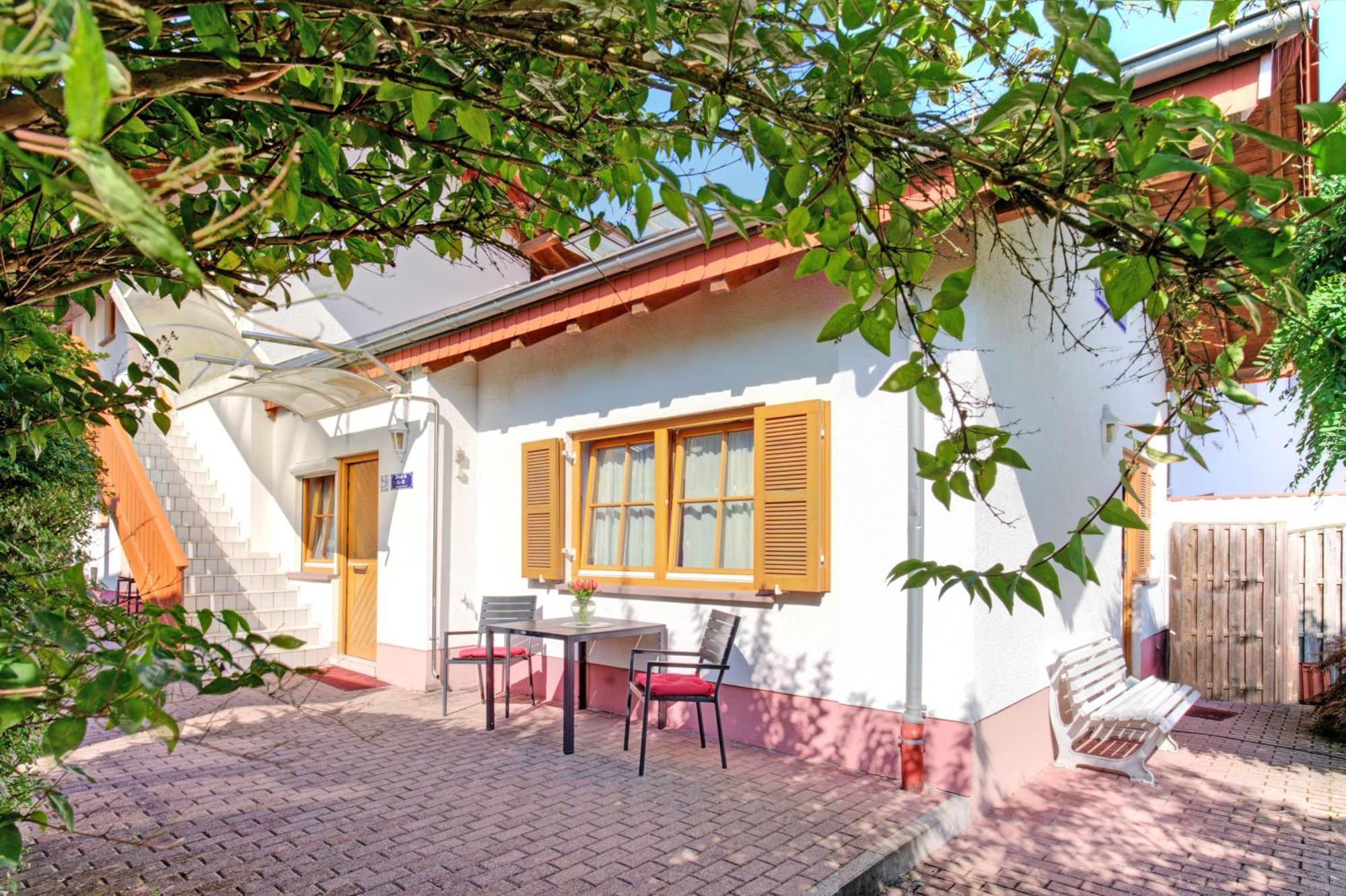 Apartment Landhotel Zum Storchennest Bann Bagian luar foto