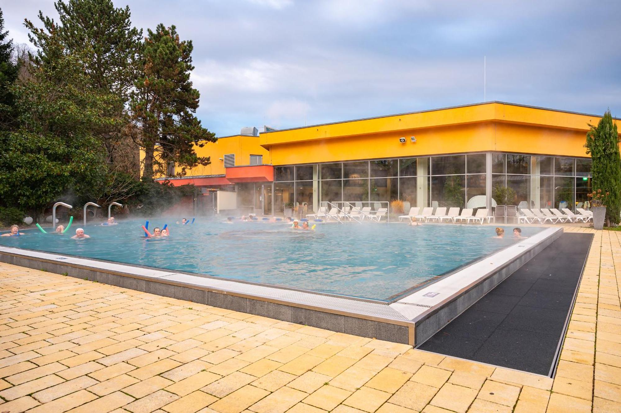 Apartment Landhotel Zum Storchennest Bann Bagian luar foto